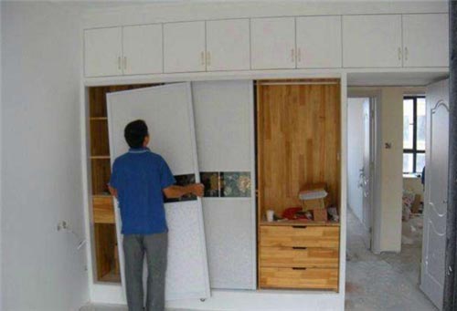 衣柜應(yīng)該如何搬運(yùn)和拆裝？