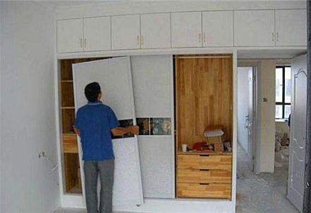 衣柜應(yīng)該如何搬運(yùn)和拆裝？